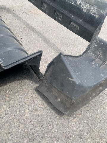Купить 6H5217F017BC Land Rover Дефлектор радиатора