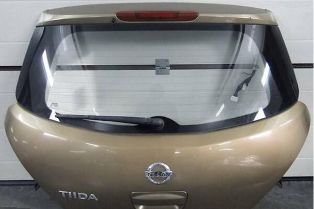Vidro de porta-malas de 3ª/5ª porta traseira (de tampa de alcapão) para Nissan Tiida (C11X)