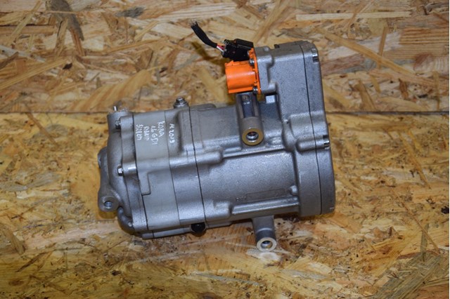 97701CM000 Hyundai/Kia Компрессор хладагента