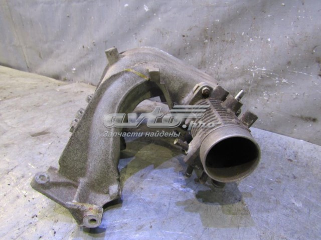 Впускной коллектор 90200945 Opel