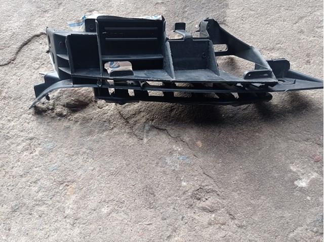 Комплект кронштейнов/крепежей переднего бампера FPS FP5514932 цена, от 6.00 USD