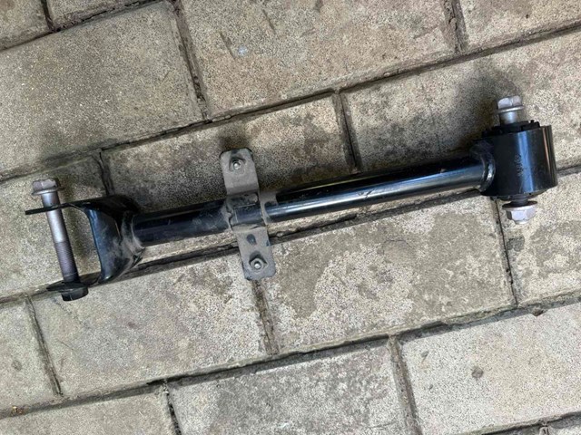 Рычаг задней подвески поперечный левый Mazda KB7W28550 цена, от 25.45 USD