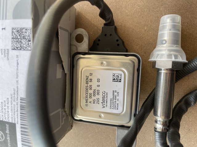  Mercedes A000905581287 цена, от 215.85 USD