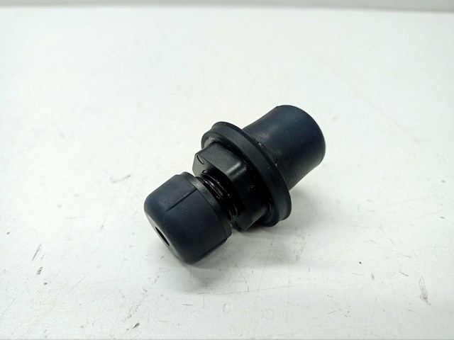  VAG 8X0821499 цена, от 3.04 USD