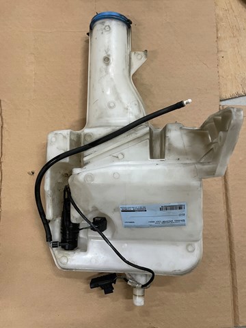 A9108601600 Mercedes Бачок омывателя стекла