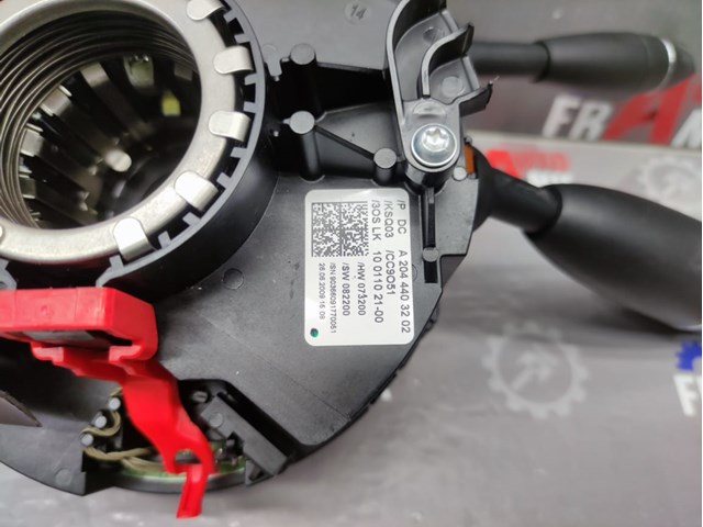  Comutador instalado na coluna da direção, montado Mercedes C sedan (W204) (2007 - 2014) 