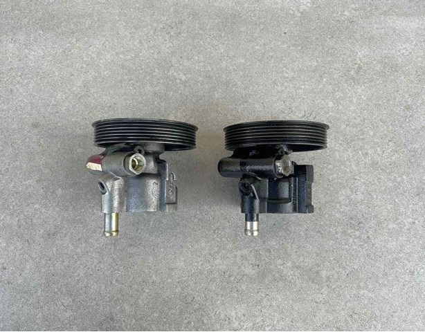 Compre 491105510R Renault (RVI) Bomba da Direção hidrâulica assistida