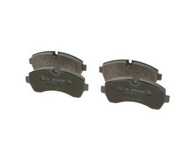 Передние тормозные колодки 986495107 Bosch
