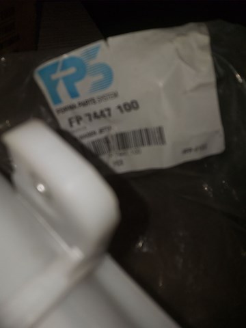 Бачок омывателя FP7447100 FPS
