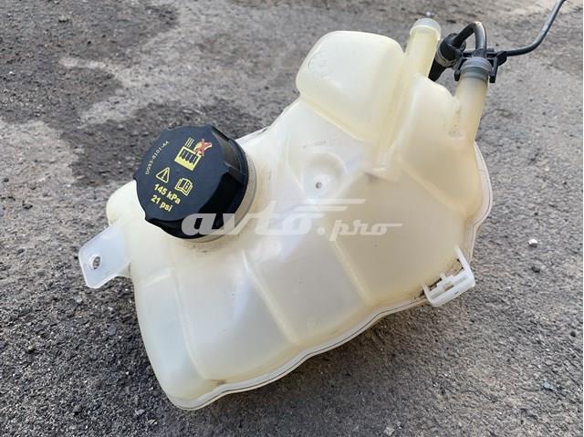  Расширительный бачок Ford HG938A080BA