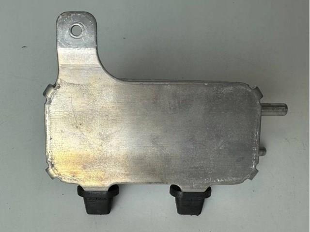 Купить LR038811 Land Rover Теплообменик охлаждения топлива