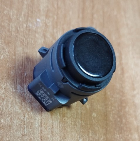 Купить TQ42271 Tqparts Кронштейн датчика парктроника передний центральный