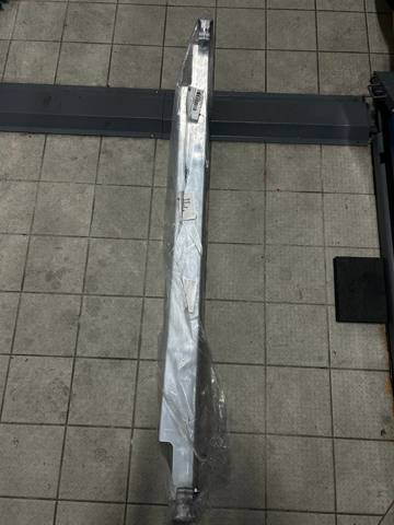 Шина бампера переднего Signeda PTS44006A цена, от 62.19 USD