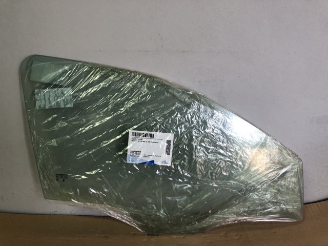 Стекло передней правой двери FPS GS5419D302