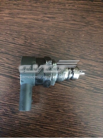 A6110780449 MERCEDES Regulador de presión de combustible original y equivalente