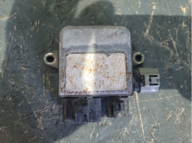Купить 600895300B Tesla 