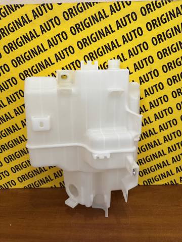 Купить KD3567481 Mazda Бачок омывайки