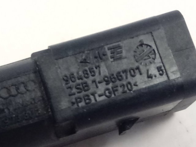  VAG 964857