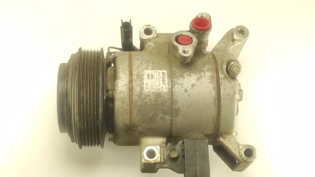 Насос кондиционера Mazda KF0161450A