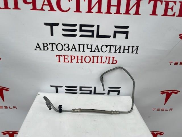  104471100D Tesla