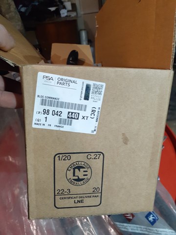 98042440XT Peugeot/Citroen Comutador instalado na coluna da direção, montado