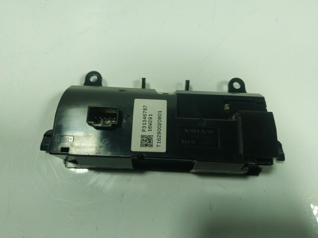 Блок управления кондиционером 31674023 Volvo