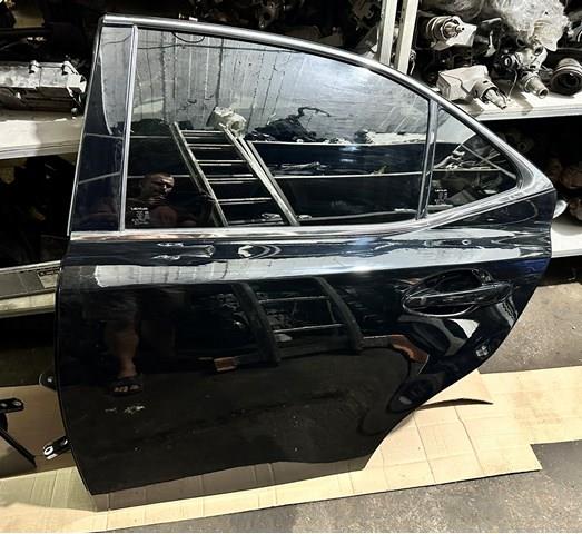 Задняя левая дверь Toyota 6700453080