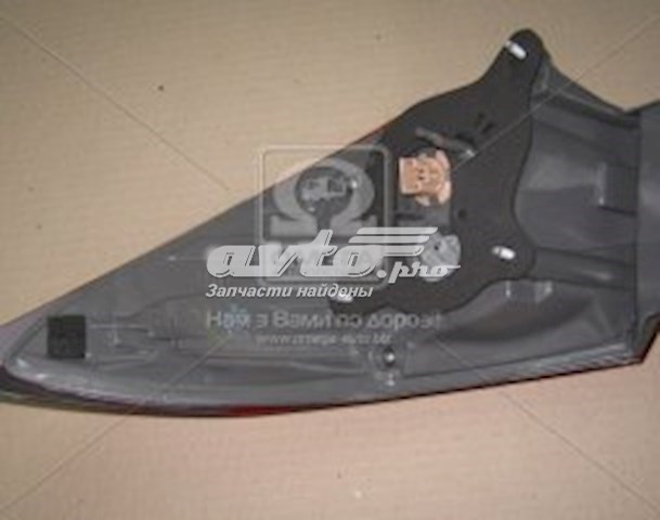 Задний левый внешний фонарь TYC 11C576052B