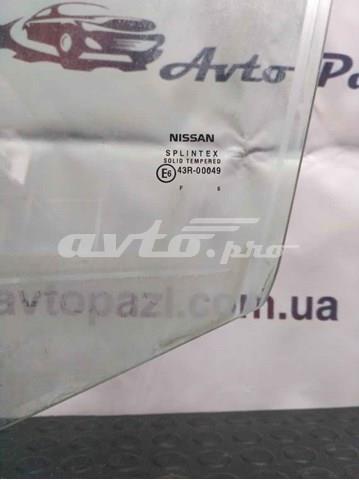 Стекло двери передней левой 80301AV600 Nissan