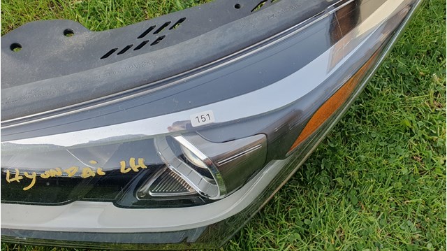 Фары Hyundai/Kia 92101B8530