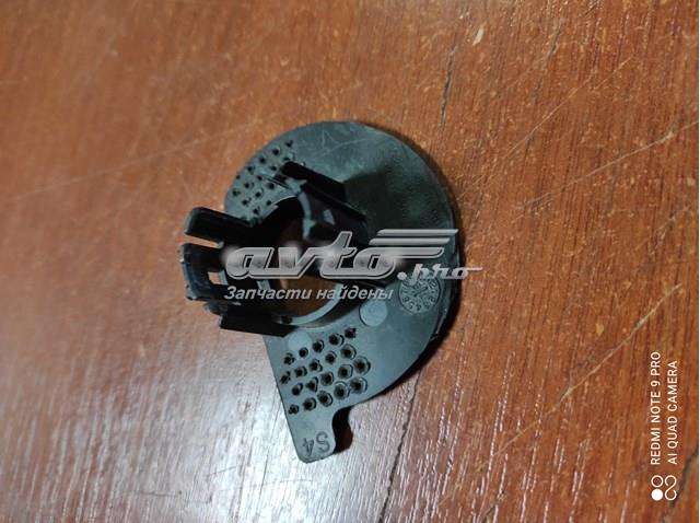 108843900A Tesla Motors кронштейн датчика парковки model 3