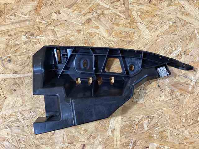 Направляющая заднего бампера правая Porsche 9J1807406 цена, от 75.88 USD
