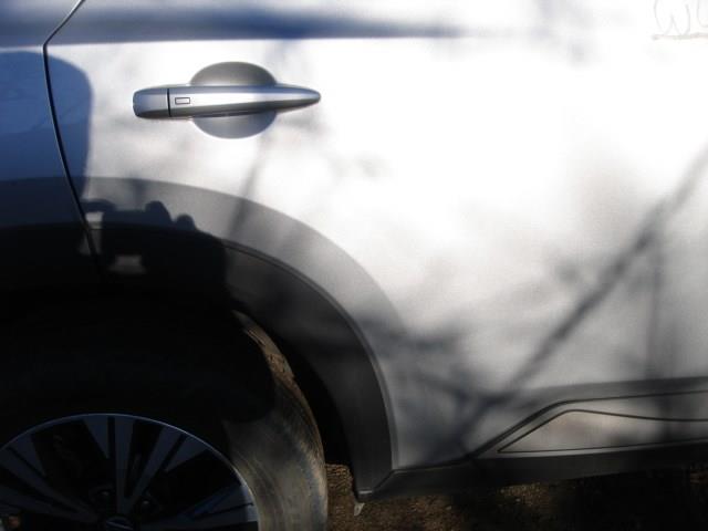 Задняя правая дверь Nissan/Infiniti 821006RR0A