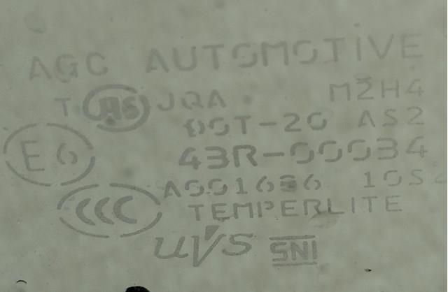 Стекло задней двери, левой Nissan/Infiniti 823016HE0A цена, от 25.01 USD