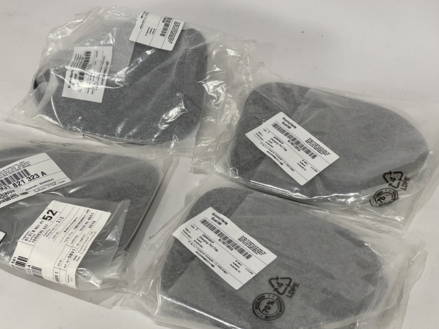 Лючок порта зарядки автомобиля Porsche 9J1821324A цена, от 147.65 USD