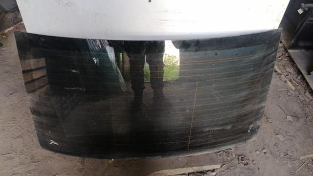  Заднее стекло Honda Civic 8