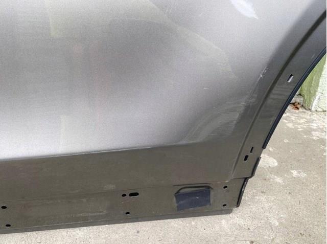LR061285 Land Rover Дверь пассажирская задняя левая