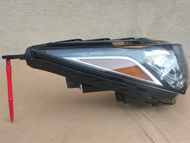 33100TYAA01 Honda Фара передняя правая