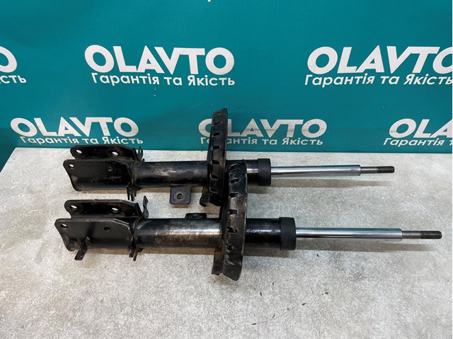 Стойка передняя правая Fiat/Alfa/Lancia 1400567780