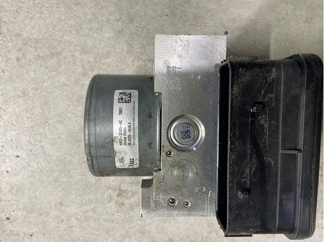  Ford HB532C405AC