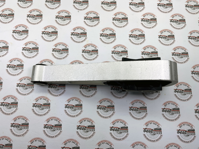 LR114069 Land Rover Опора двигателя правая верхняя