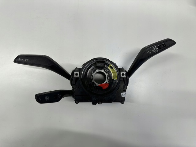 Comutador instalado na coluna da direção, montado para Audi A4 Allroad B9 8WH, 8WJ