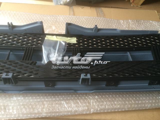 Решетка радиатора на Mitsubishi Pajero PININ H60, H70