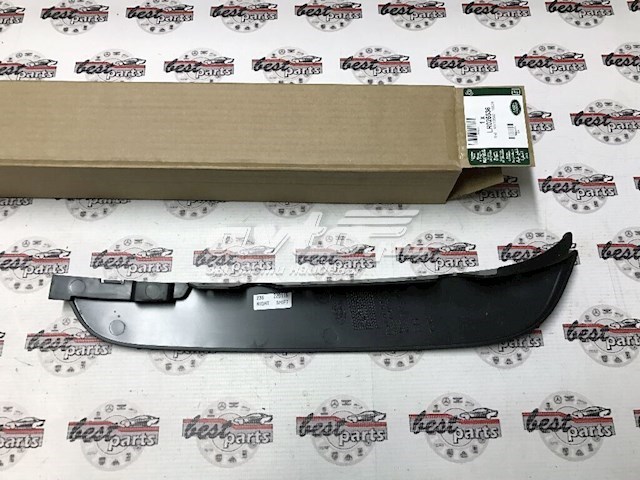Купить LR026536 Land Rover Спойлер переднего бампера правый