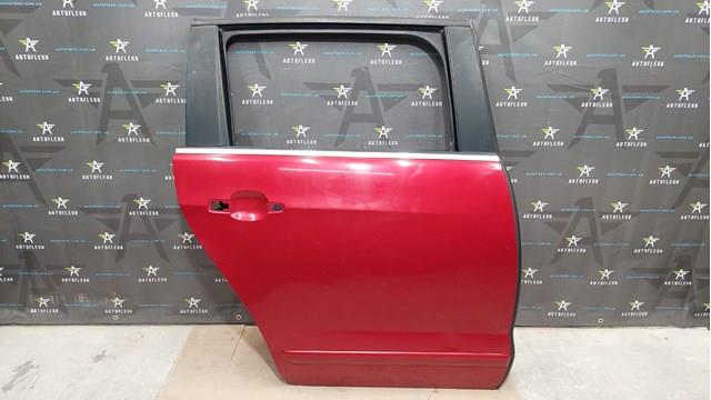 Дверь задняя, правая на Peugeot 5008 I 0U