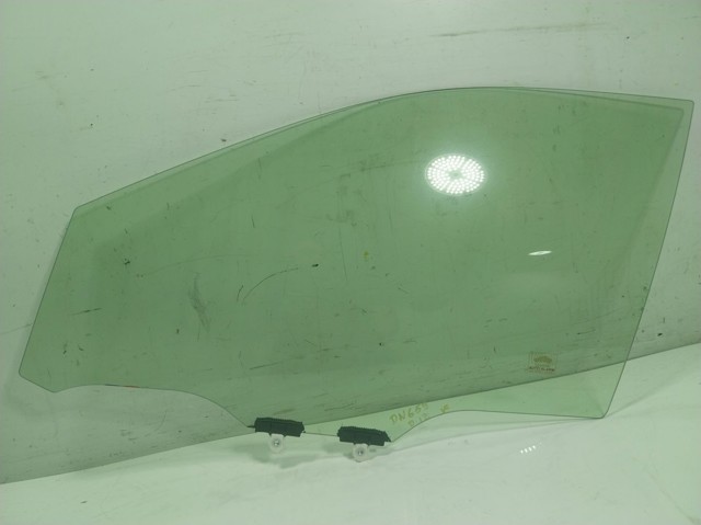 Стекло двери передней левой GS7066D301 XYG