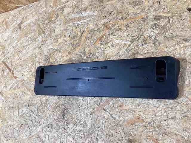 Купить 95B807287E1E0 Porsche Рамка номерного знака автомобиля передняя