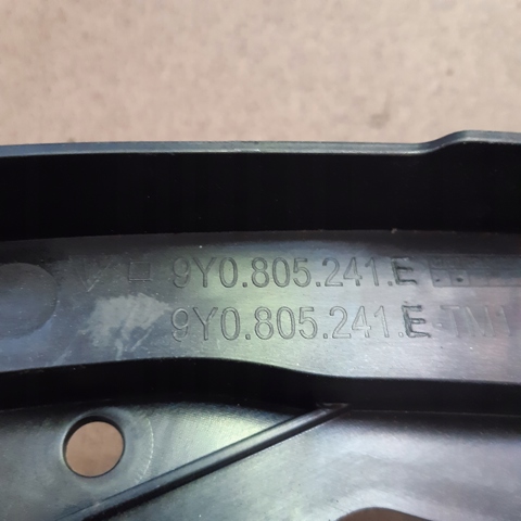 9Y0805241E Porsche 