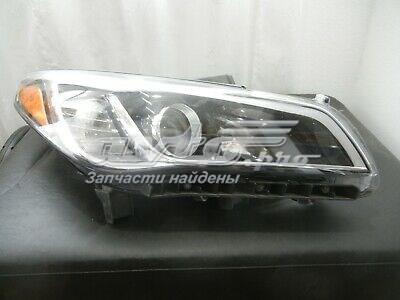 Правая фара 92102C2000 Hyundai/Kia