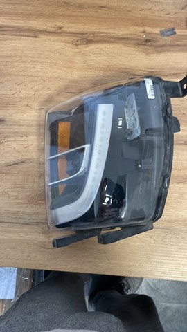 Фара противотуманная, левая Tesla Model X внедорожник (2015 - 2026) цена, от 250.31 USD